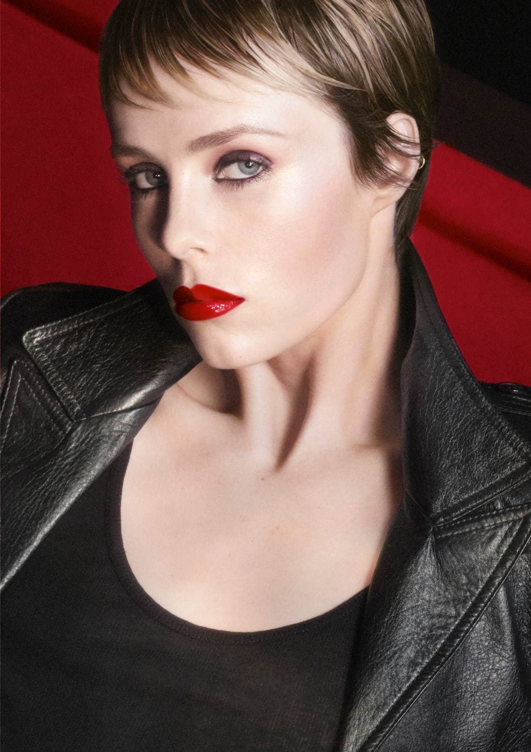 イヴ・サンローラン「赤」のリップコレクション、艶レッドやマット