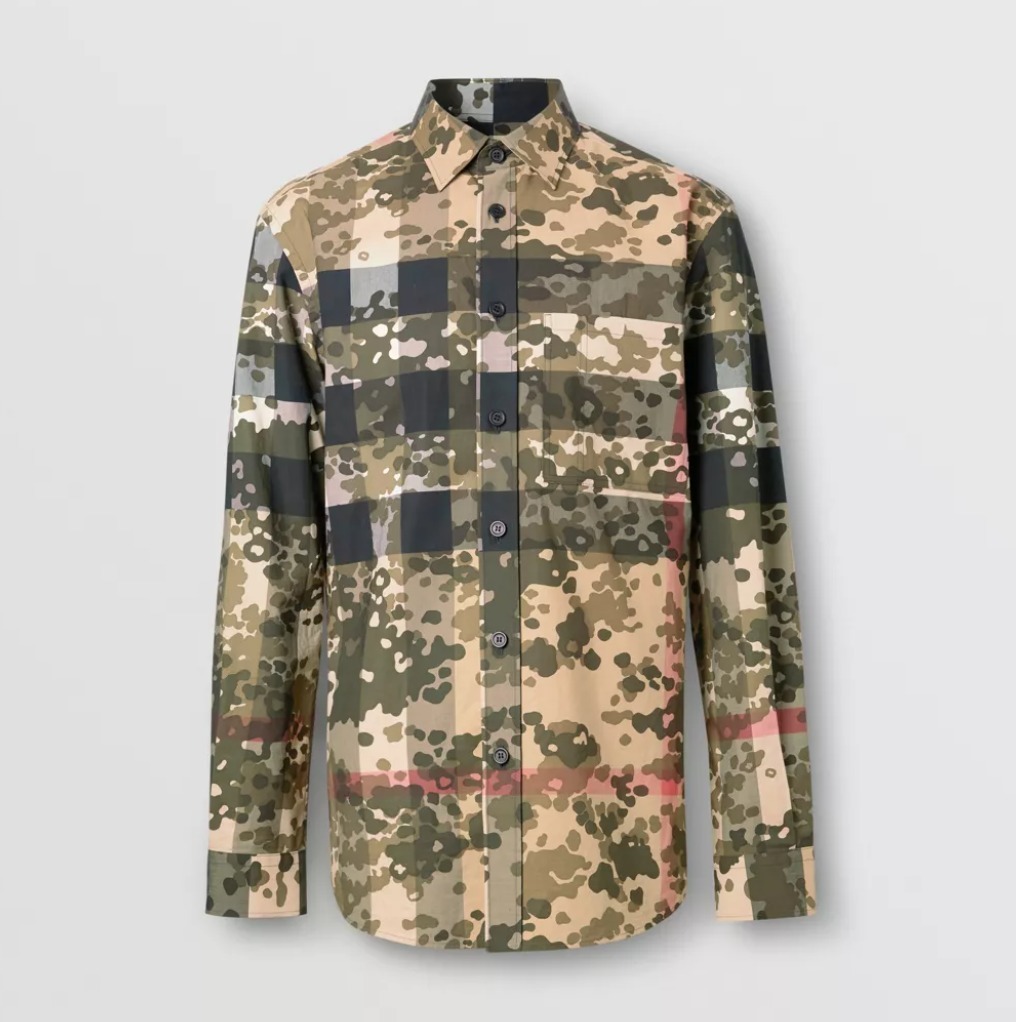 バーバリー新作“TB”モチーフのメンズバッグ＆カモフラージュ柄チェック