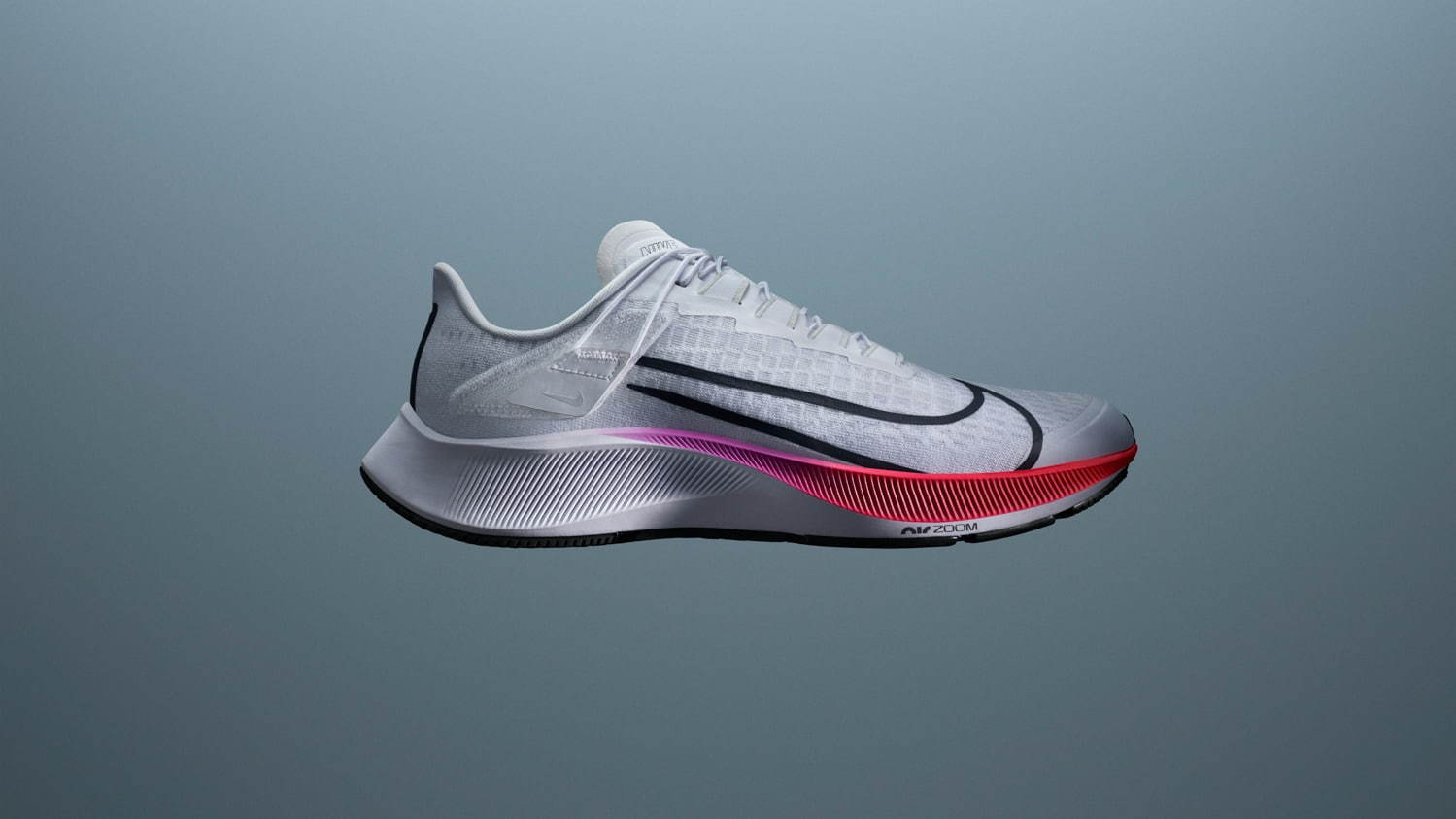 ナイキ厚底シューズ「ナイキ エア ズーム アルファフライ ネクスト