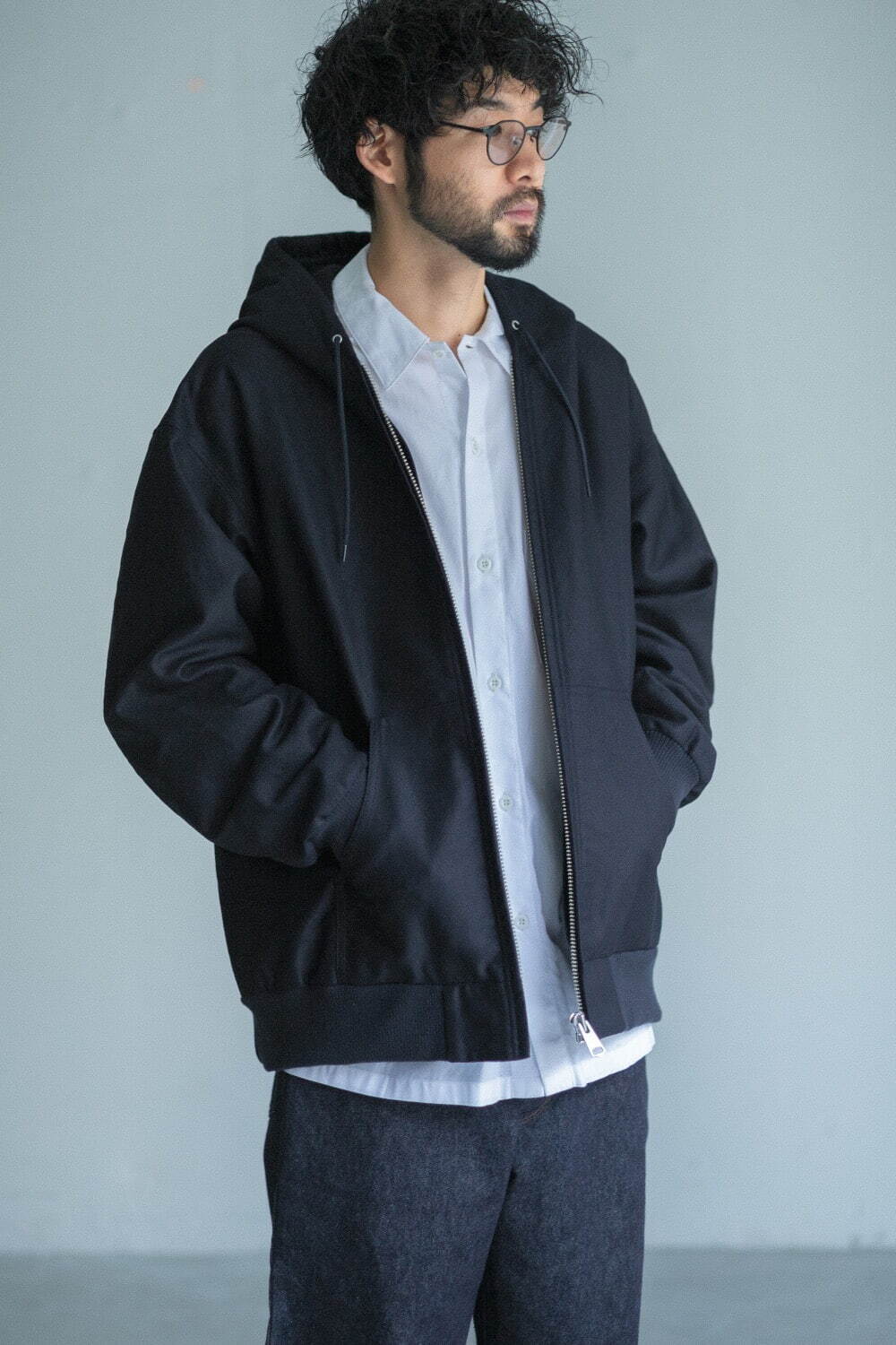 ブラームス×レショップのフード付きブルゾン、ビッグシルエットに着脱