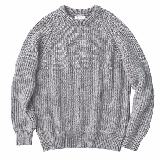 ビームス F“シンプルな単色”カシミヤニット、ジョンストンズ オブ