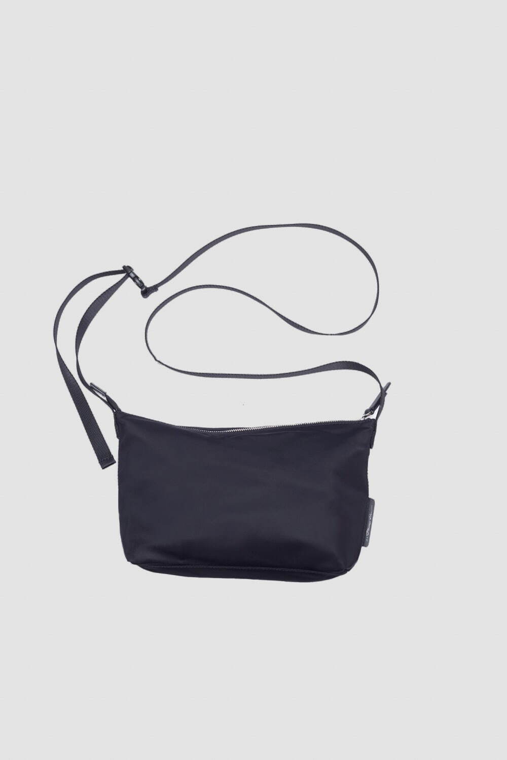 3.1フィリップ リム“ミニマル＆実用的”新ユニセックスバッグ「ディ