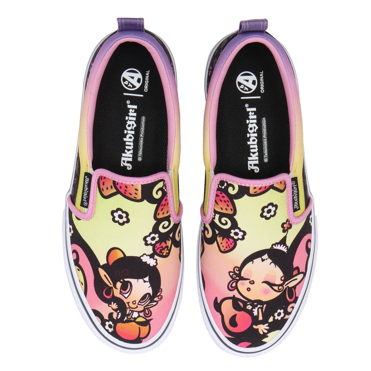 タツノコプロ『アクビガール』デザインのスリッポンスニーカー、アクビ