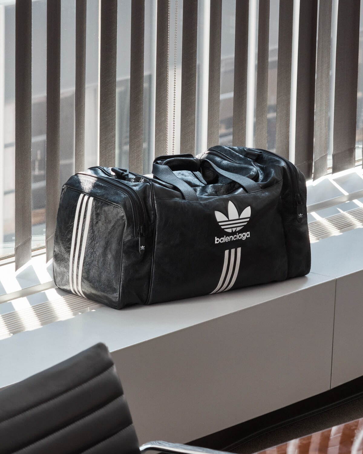 写真16/30｜「バレンシアガ / アディダス」スリーストライプス