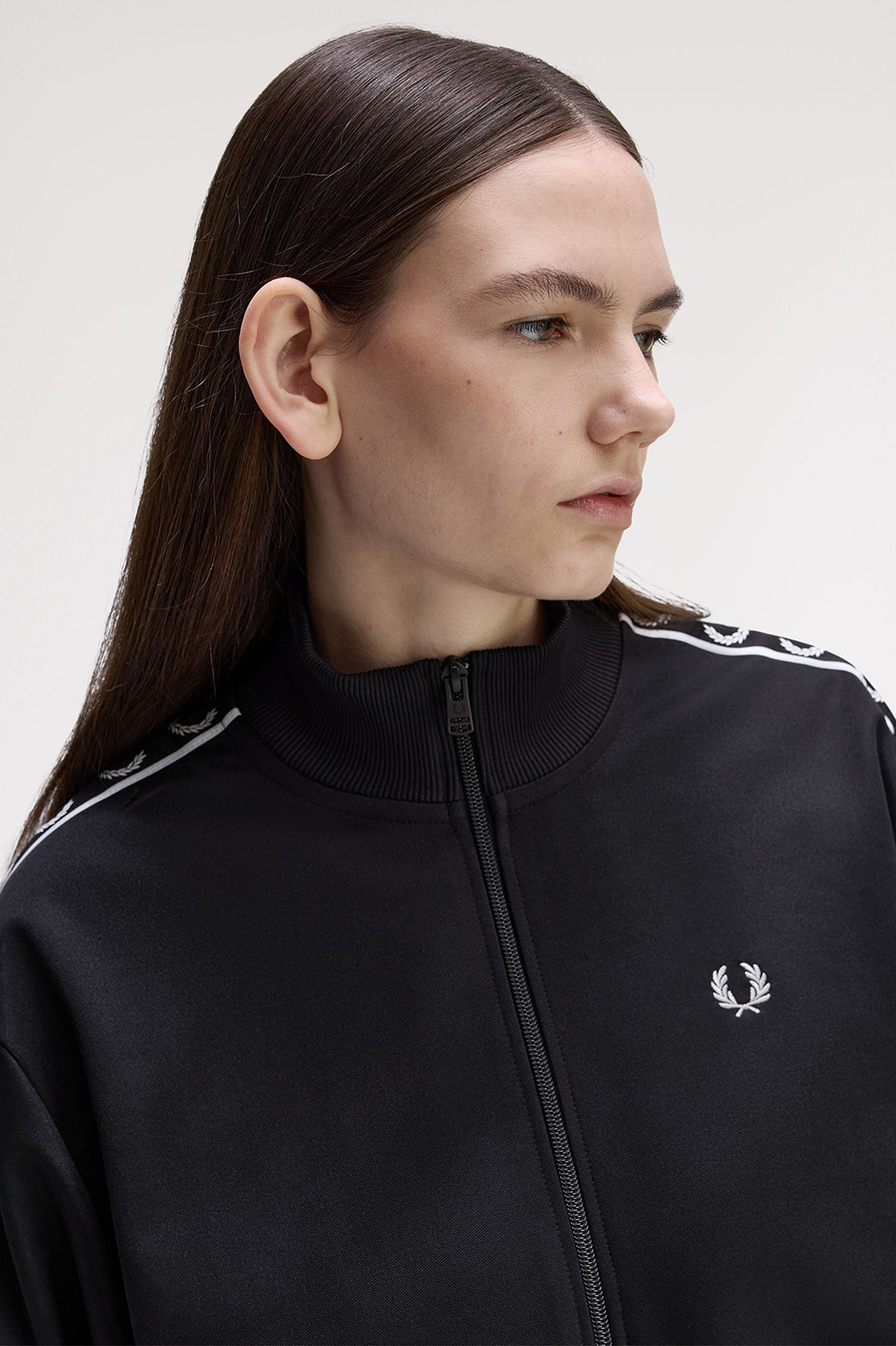 Taped Track Jacket(10 184：BLACK): | FRED PERRY JAPAN | フレッド
