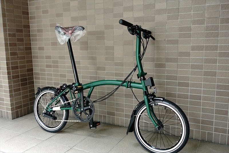 英国 BROMPTON レーシンググリーン LOW ハンドル 6速（S6L）BLACK