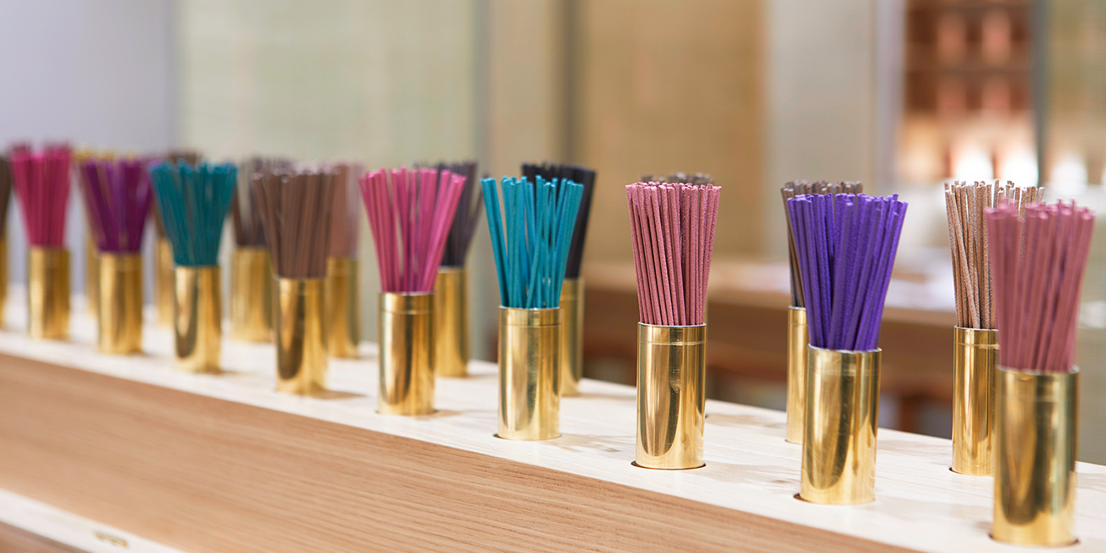 香りを紡ぐお線香とお香 | 香司 香十