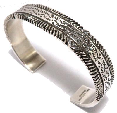 インディアンジュエリー シルバーブレスレット・バングル