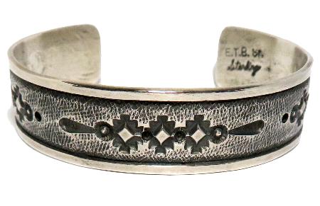 インディアンジュエリー ナバホ族ブレスレット・バングル