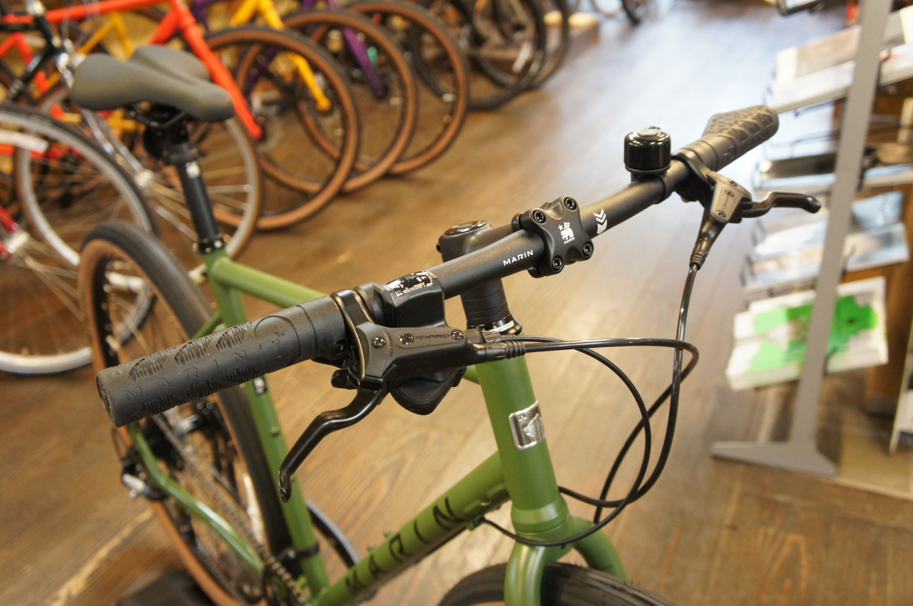 MARLIN クロスバイク マットオリーブ MARLIN クロスバイク マット