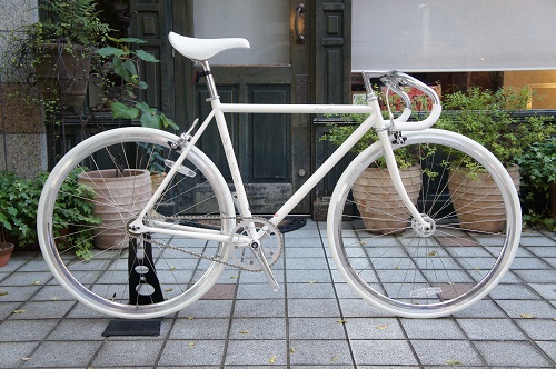 人気№1のシングルスピード、FUJIのFEATHER 2016年モデル全カラー入荷し