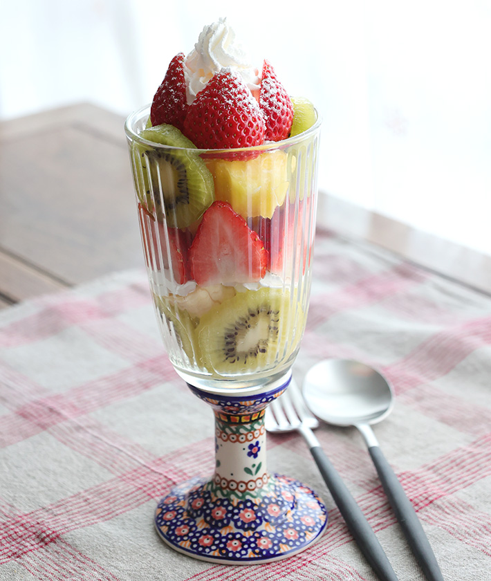 脚付きグラス・ポーリッシュポタリー(ポーランド食器)