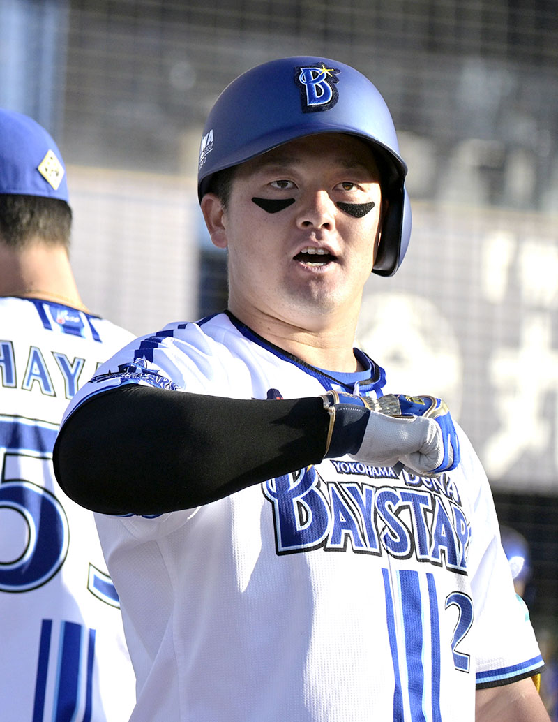 DeNA牧秀悟、右太もも裏の肉離れで登録抹消 監督「ストップをかけ