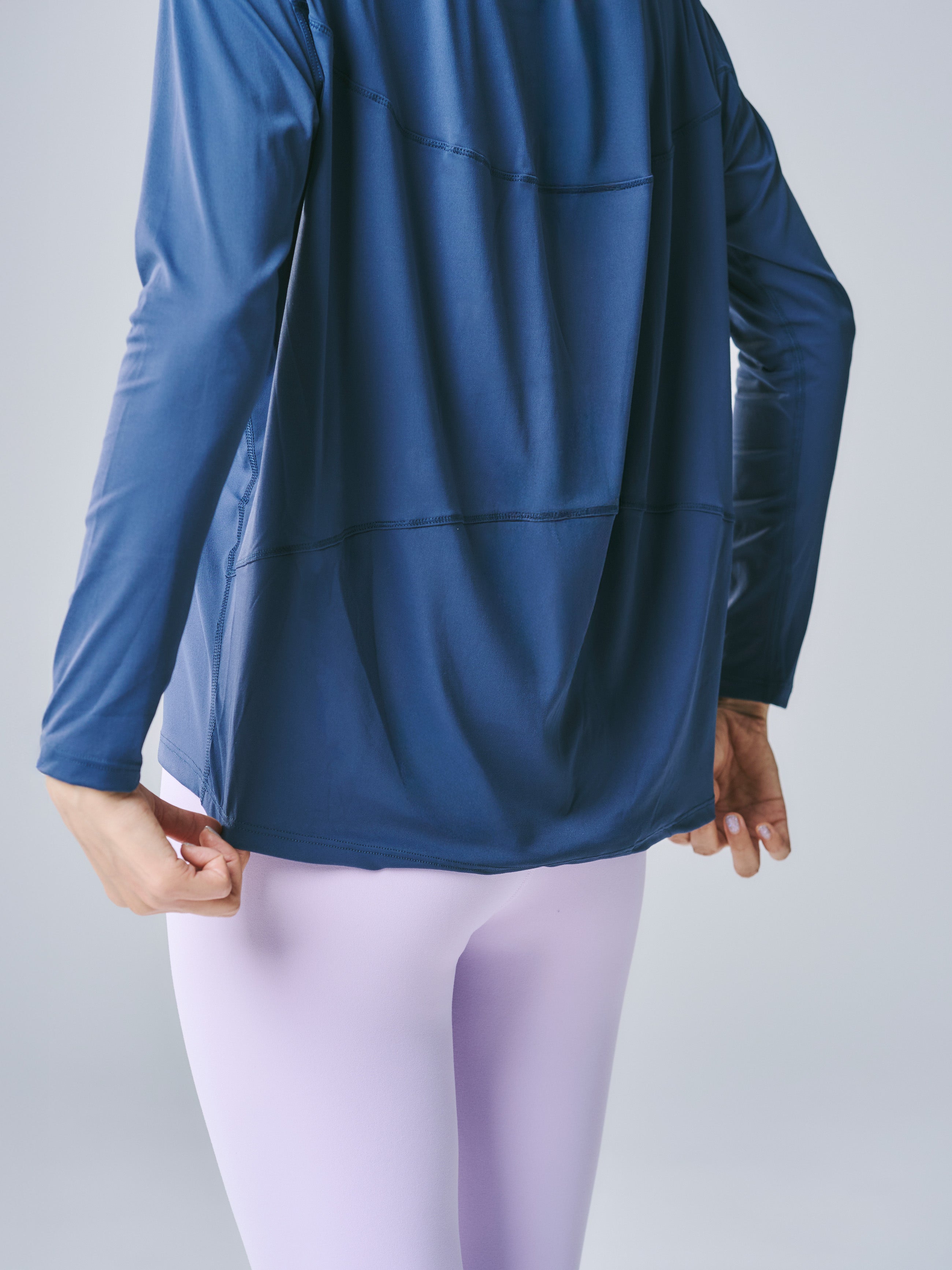 ヨガ 長袖トップス リラックス 体型カバー ネイビー | ヨガウェア【KIT