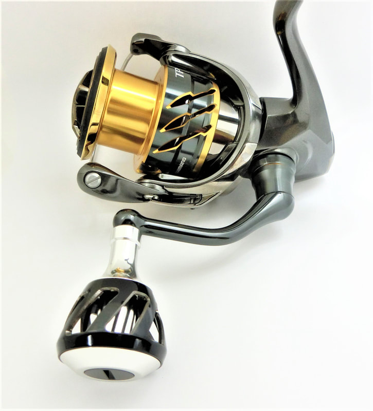 トライソ2500LBDスピニングリール（ ハンドルノブ：ウルクスミッド