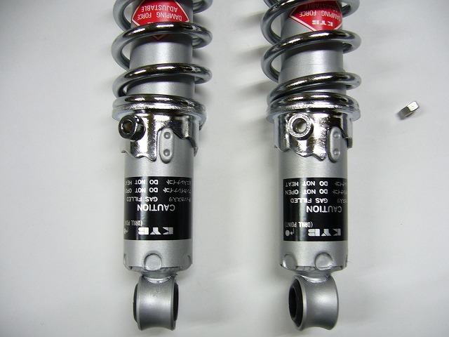 ガスショック ボディーシルバー・スプリングメッキ330 全 商品詳細