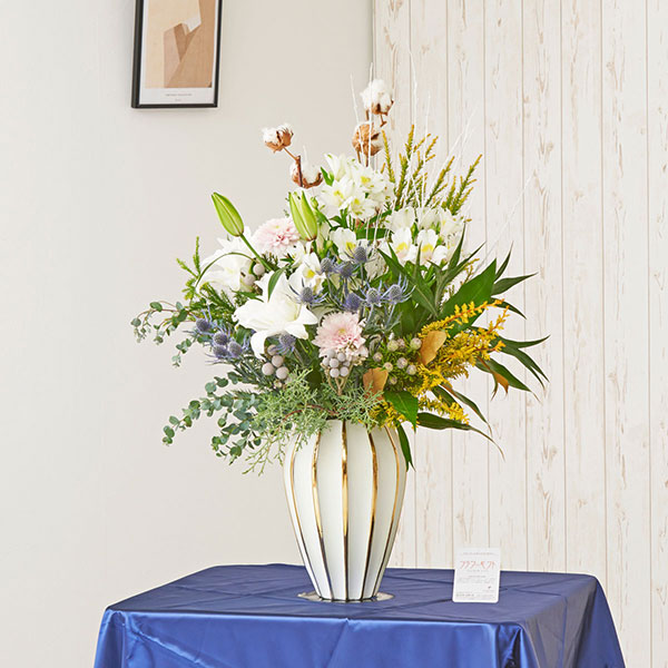 東京23区、さいたま市、川口市限定＞壇上つぼ花 冬季デザイン 1.7万円