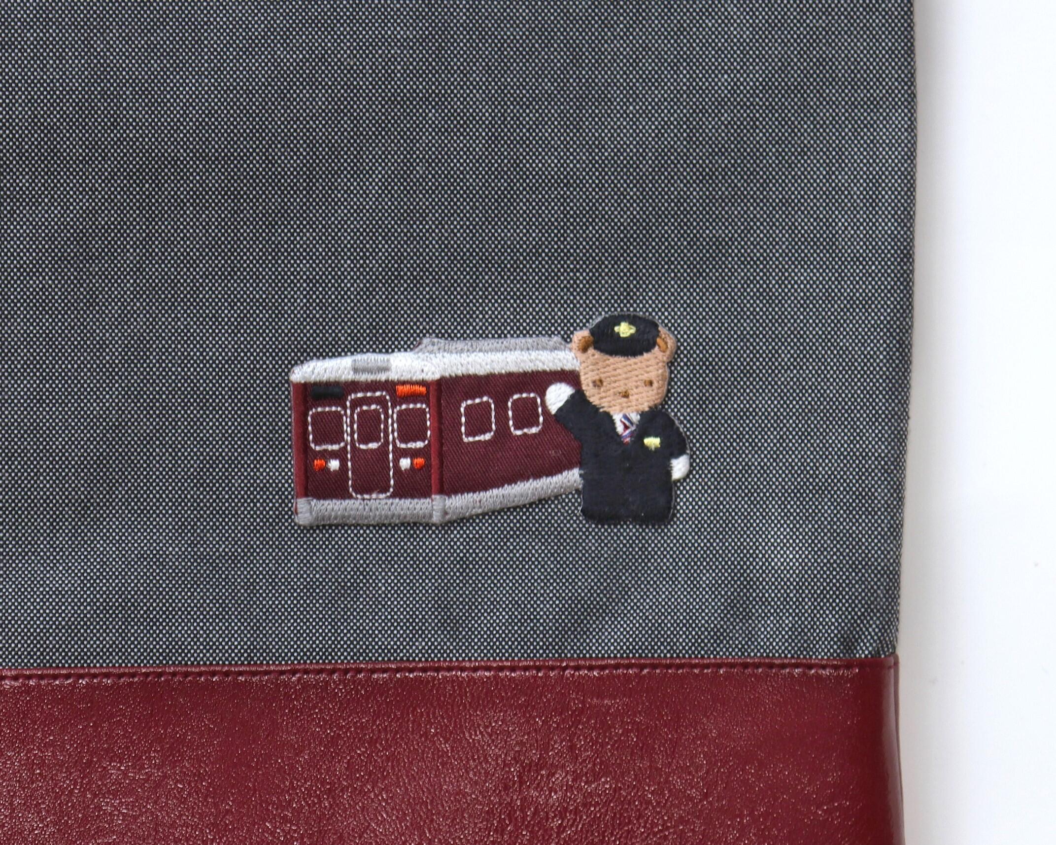 阪急電車×ファミリア】コラボレーショングッズを発売します！マルーン