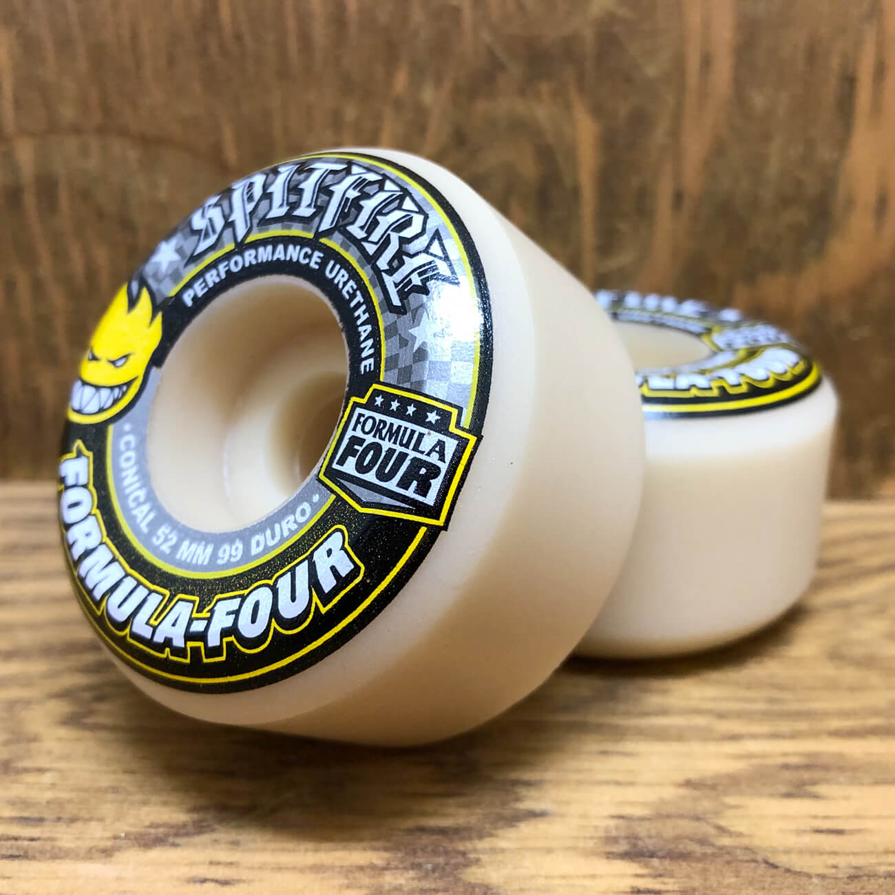 スクエア】SPITFIRE F4 CONICAL 99A 52mm YELLOW PRINT | 東京の