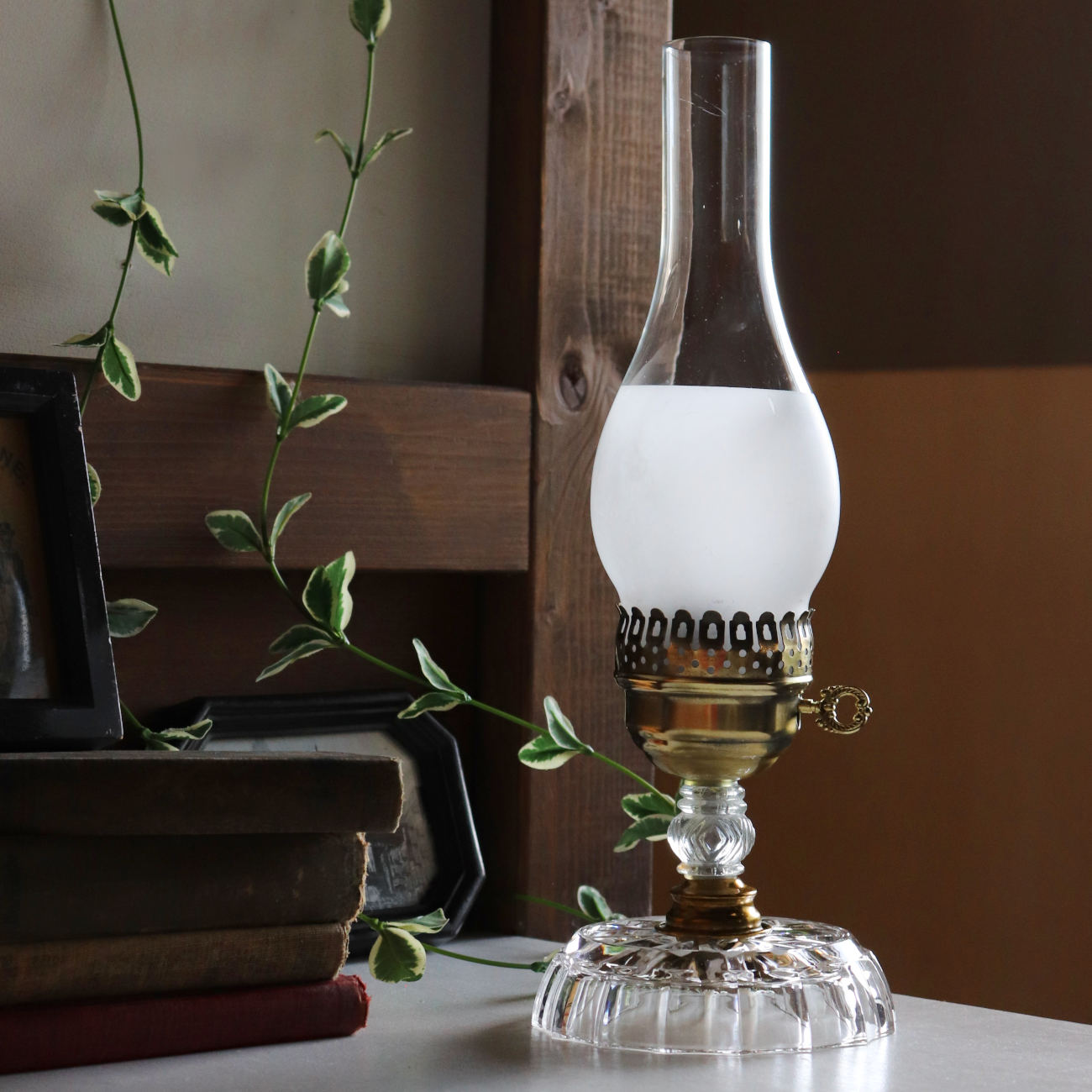 USAヴィンテージガラス製テーブルライト｜ハリケーンランプ