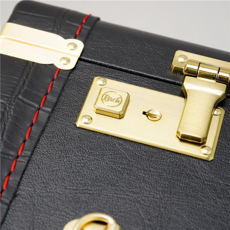 新品未使用品 Bach トランペットダブルケース 未使用)V.Bach