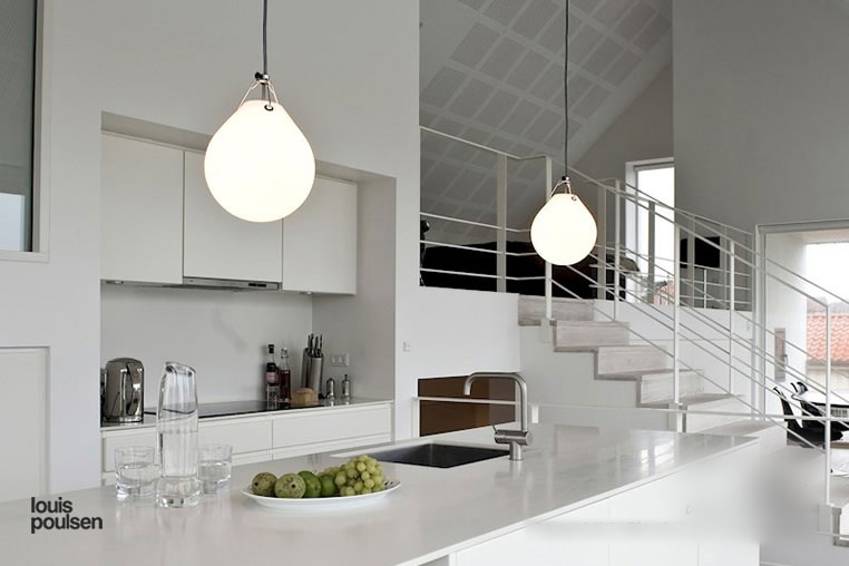 モザー ペンダントランプ / φ250 ｜ Louis Poulsen ルイスポールセン