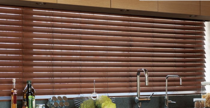 タチカワブラインドの木製ブラインド取付工事