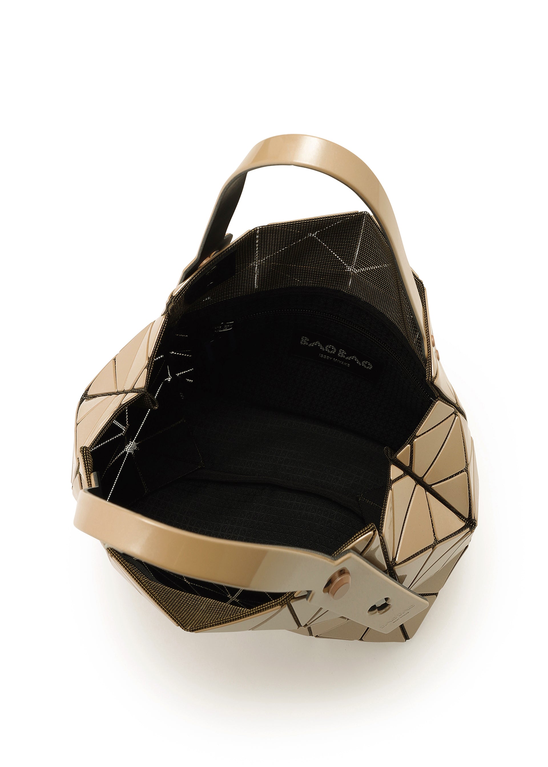 CARAT – isseymiyake.com