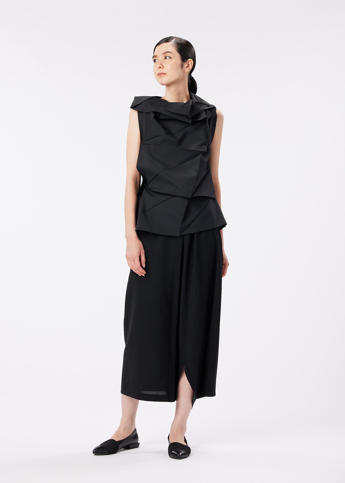 132 5. SOLID – isseymiyake.com