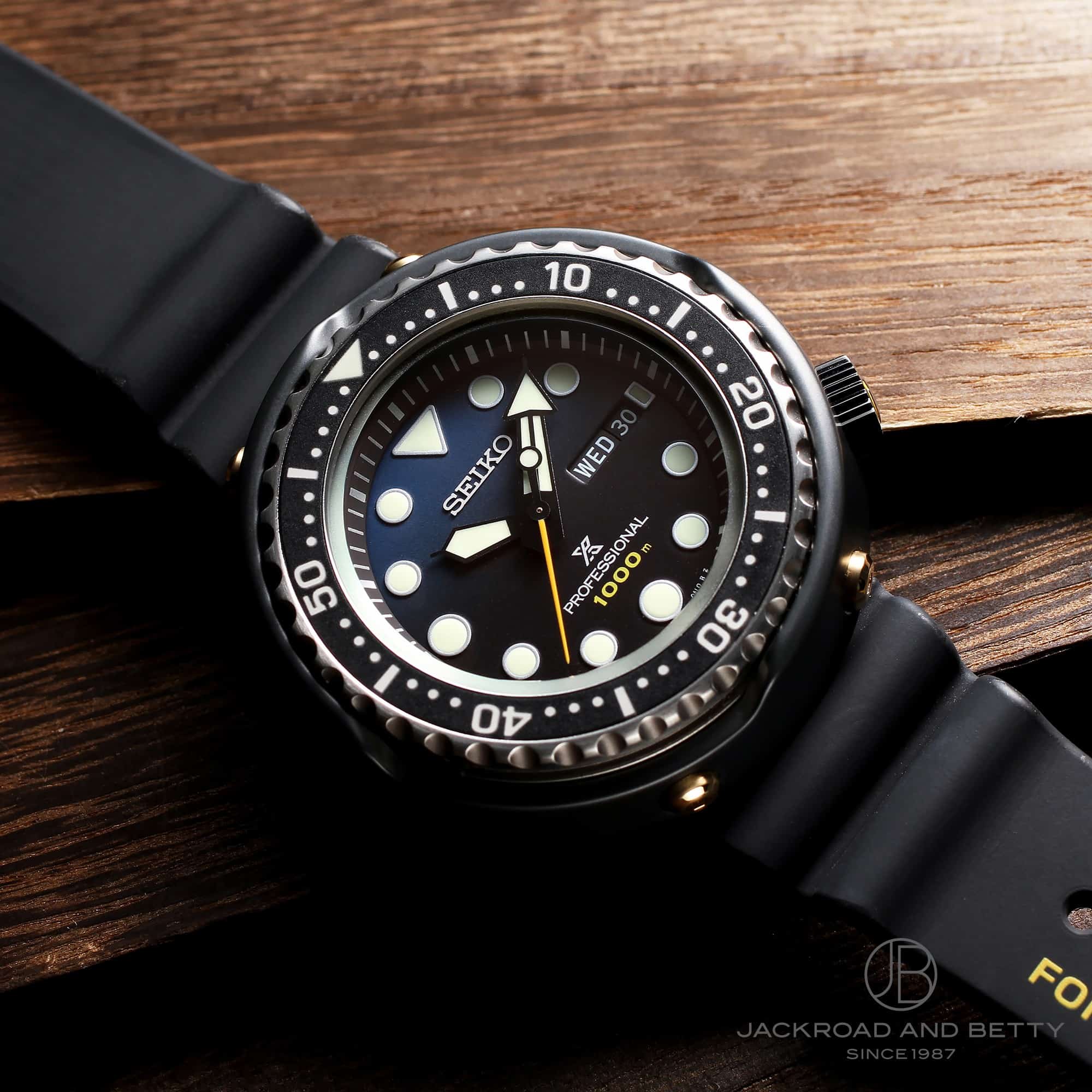 セイコー ツナ缶(TUNA-CAN) 世界中で愛されているダイバーズウォッチと