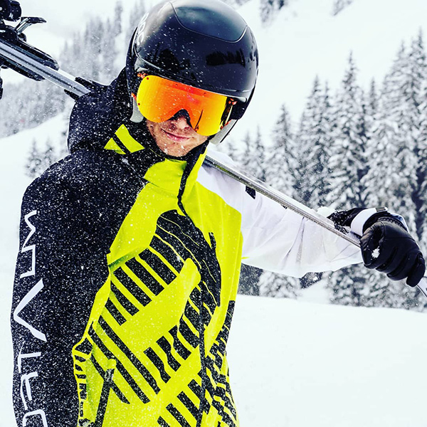 YNIQ ユニックの紹介ページ- BRAND LIST - 株式会社スキーショップジロー