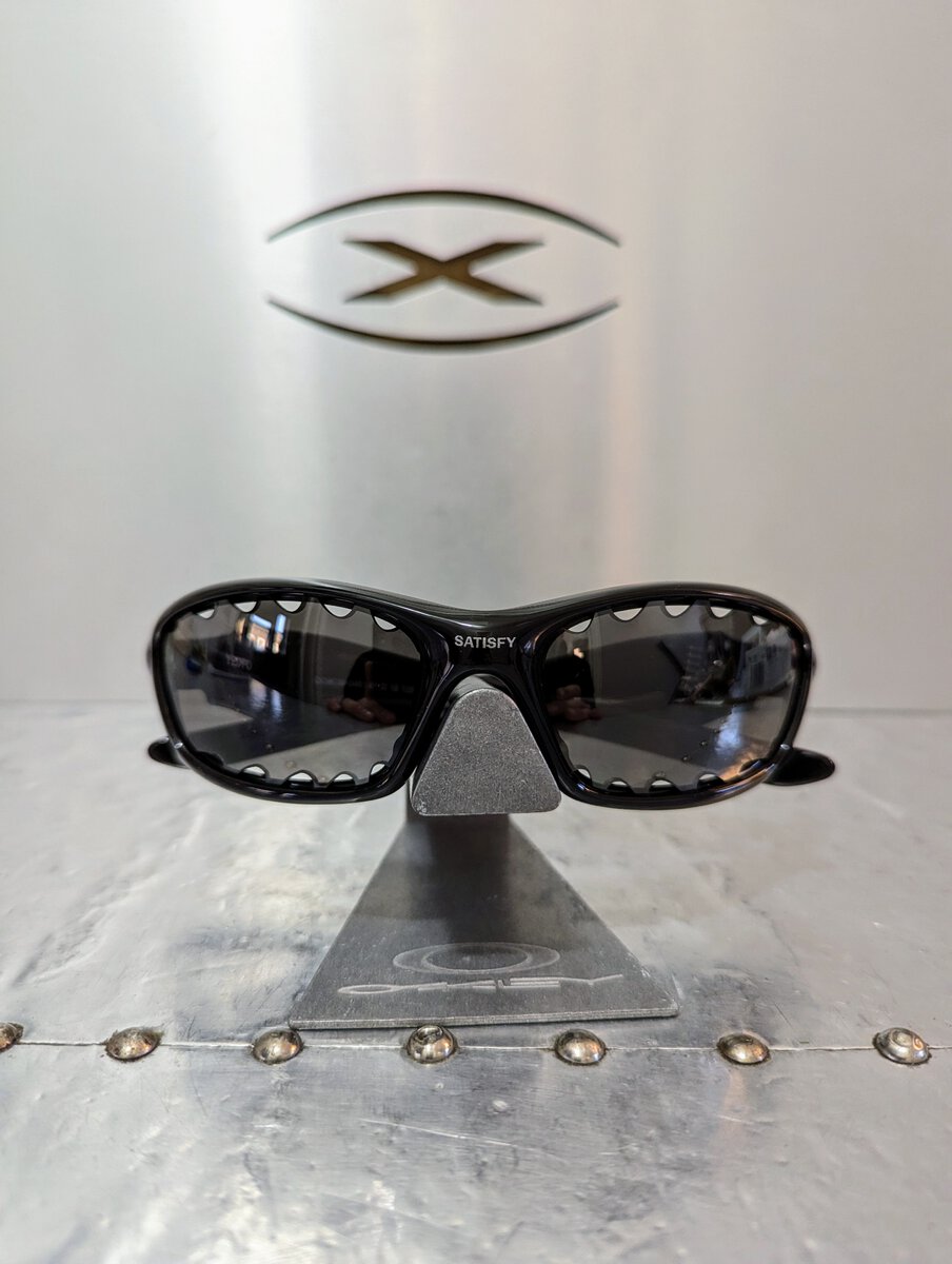 For Sale - Oakley X Satisfy Straight Jacket 2.0 Vented Black PRYZM