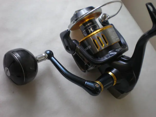 ⑳シマノTWIN POWER 8000HG スピニングリール SHIMANO TWIN POWER