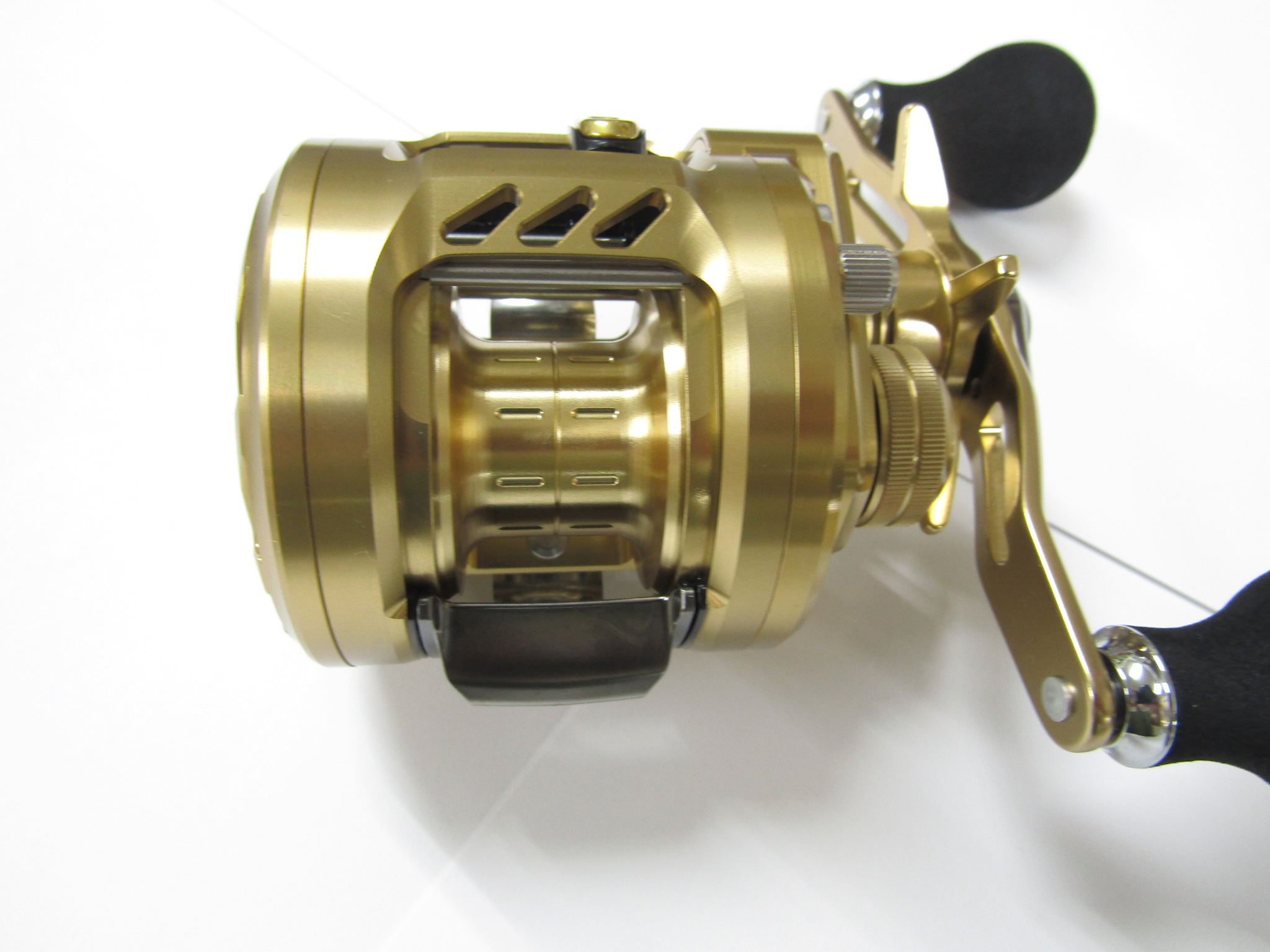 昇大❗️ダイワ バサラ100L ダイワ バサラ 100 (リール) 価格比較