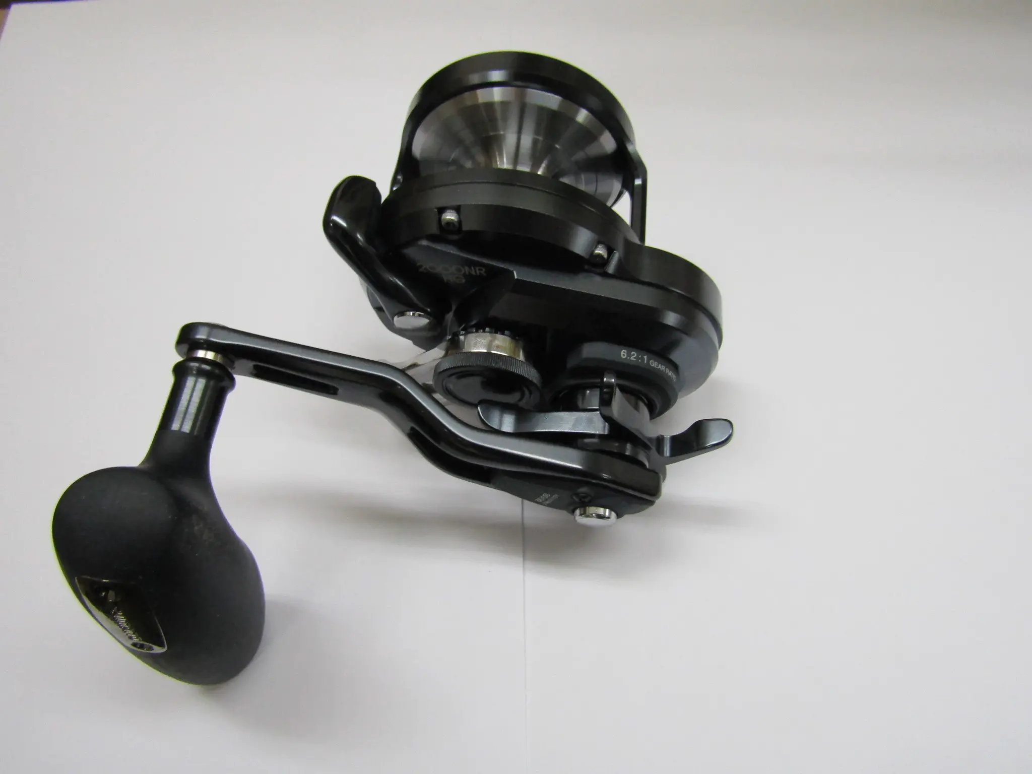 オシアジガーFカスタム3000HG(右) - 57,000円 : 海釣り、船釣り専門店