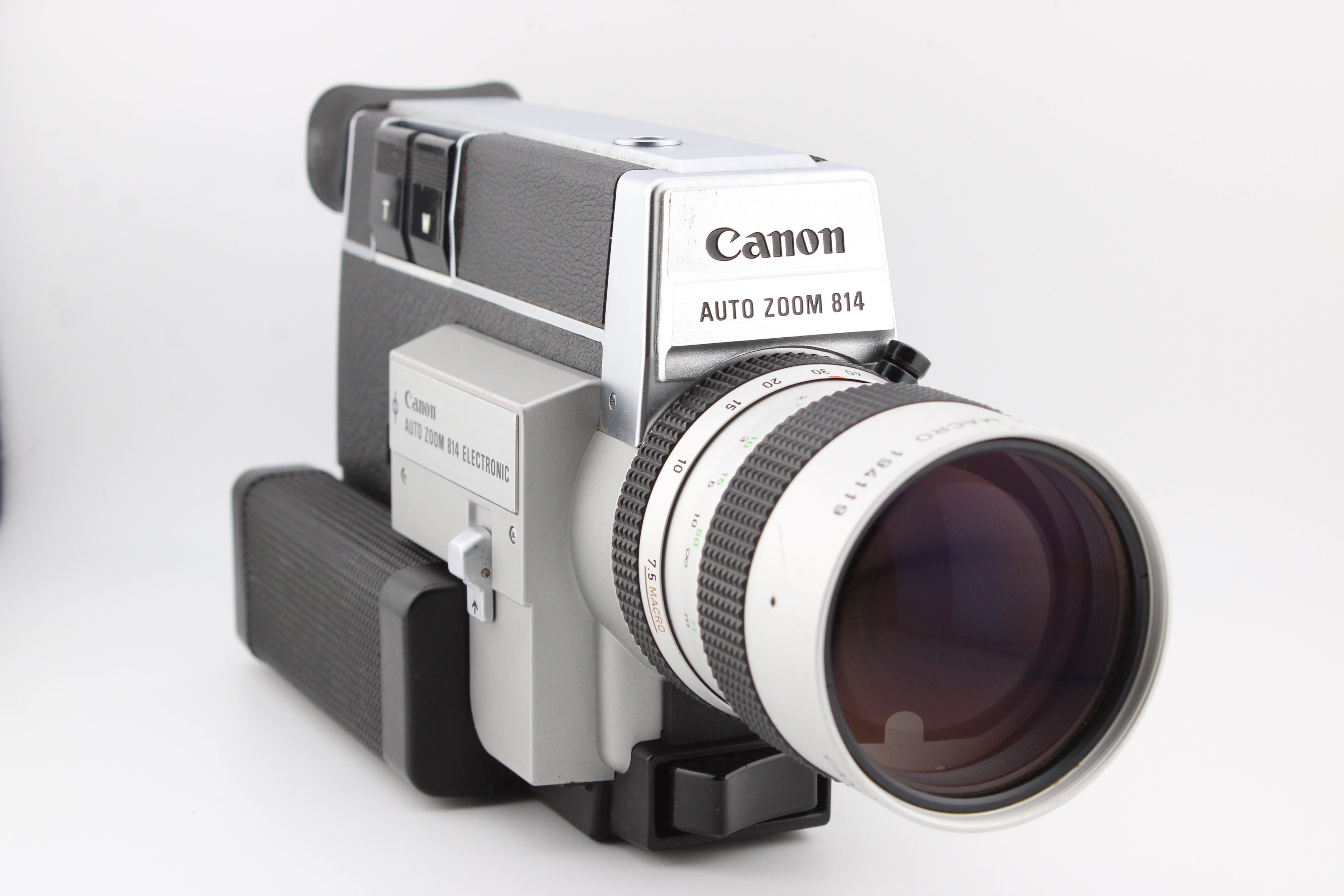 Canon Auto Zoom 814 Electronic (#4571) - OldCamsByJens