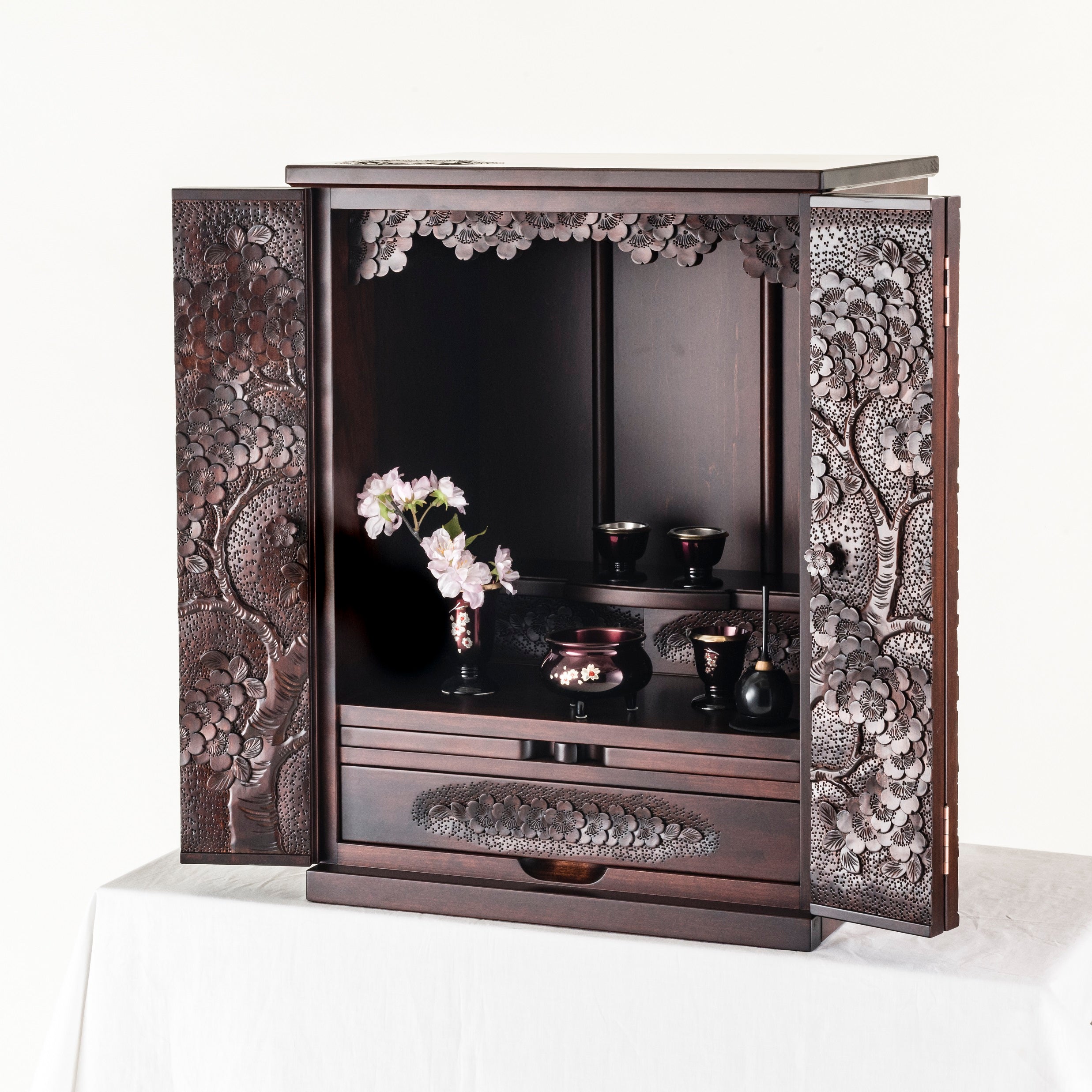 軽井沢彫の仏壇商品一覧｜元祖軽井沢彫大坂屋家具店 | 大坂屋家具店