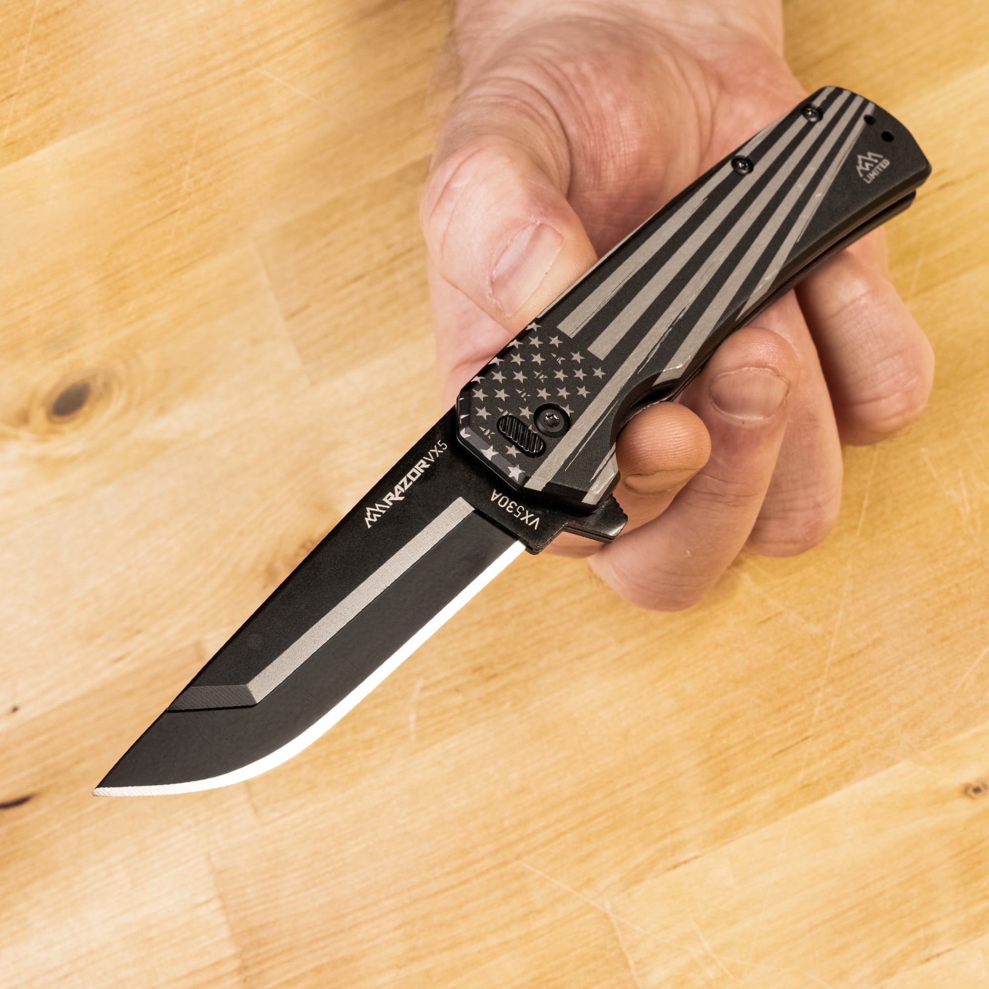 LIMITED EDITION RAZOR VX® 5 | AMERICAN FLAG