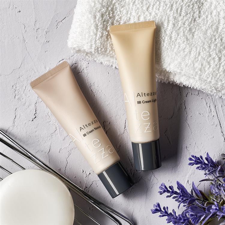 スキンカバー BBクリーム 01 ライト(01:ライト): コスメ＆ビューティー