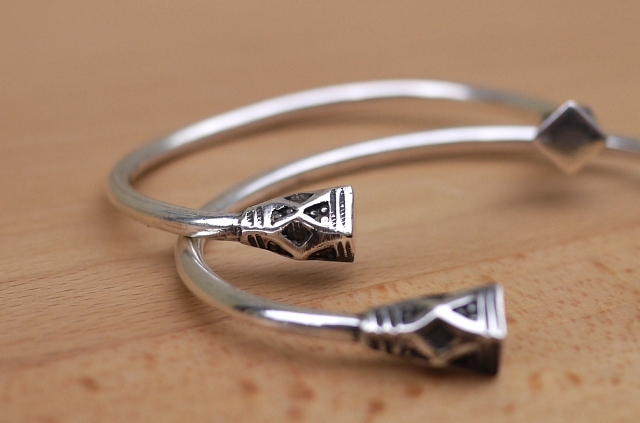 Touareg Silver トゥアレグシルバー bangle 01 商品詳細｜LEQUEL