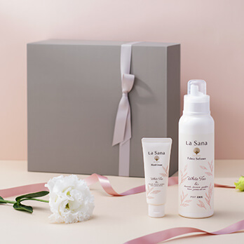 ホワイトティー ギフトセット（ハンドクリーム＆柔軟剤）｜ラサーナ