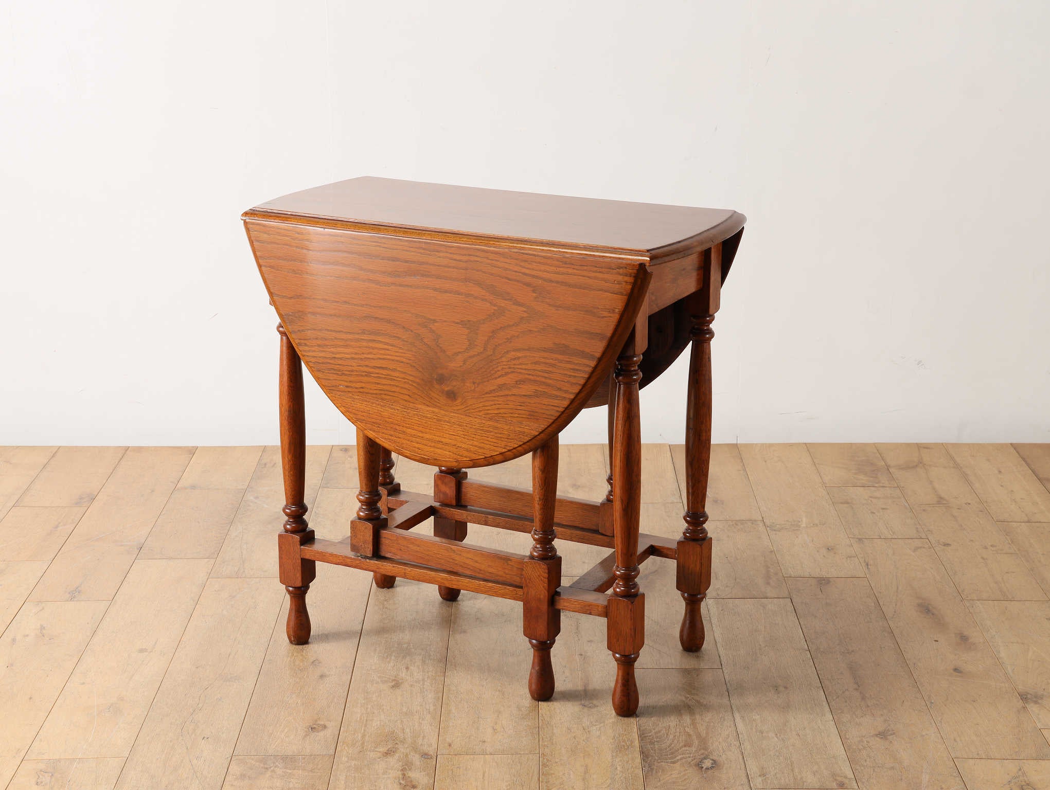 ゲートレッグテーブル | ロイズ・アンティークス | ヨーロッパの