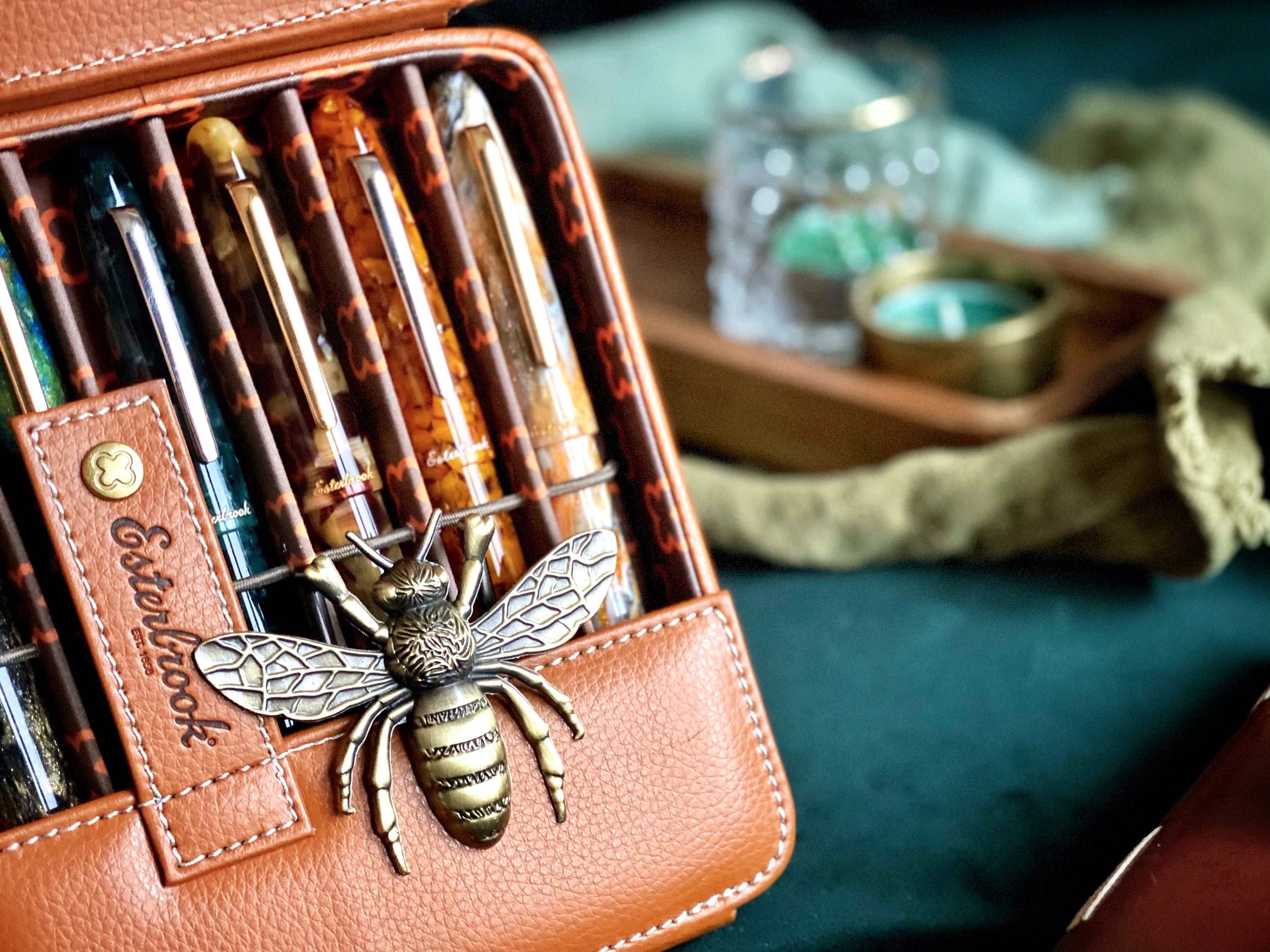 Esterbrook Bee Page Holder – Little Craft Place