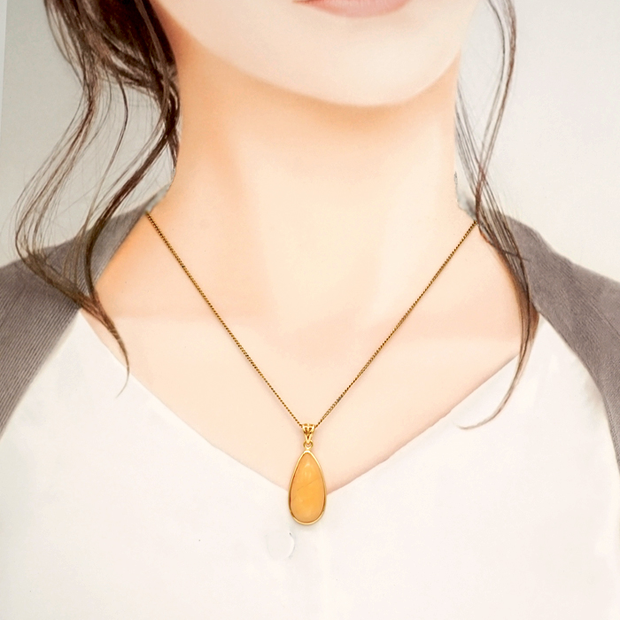 蛍光 ネオンカラー 希少 ペンダント レアストーン 入手困難 北海道 石