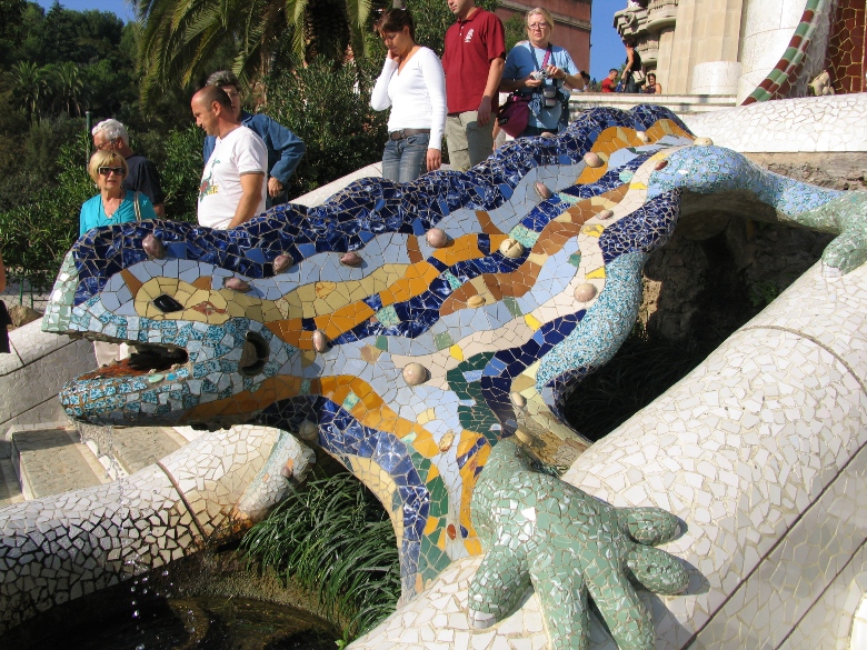 グエル公園 | アントニ・ガウディーに魅せられて（スペイン