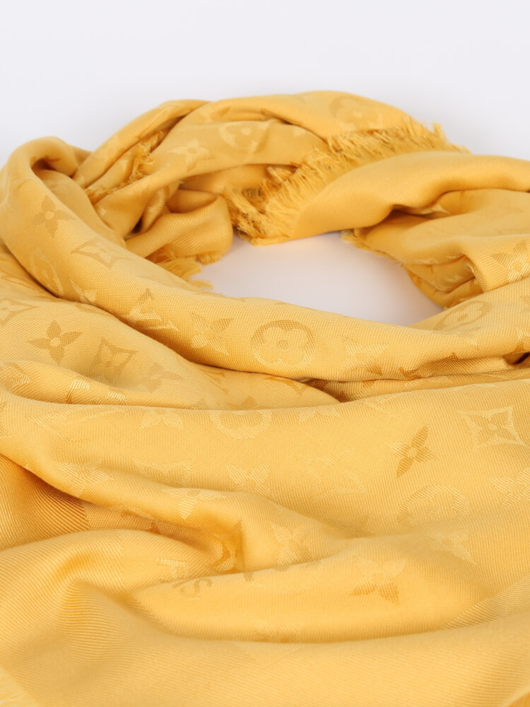 Louis Vuitton - Monogram Shawl Safran | www.luxurybags.de