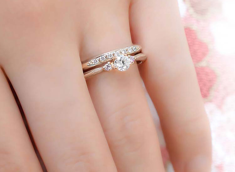 婚約指輪「恋桜」 | 結婚指輪・婚約指輪の杢目金屋
