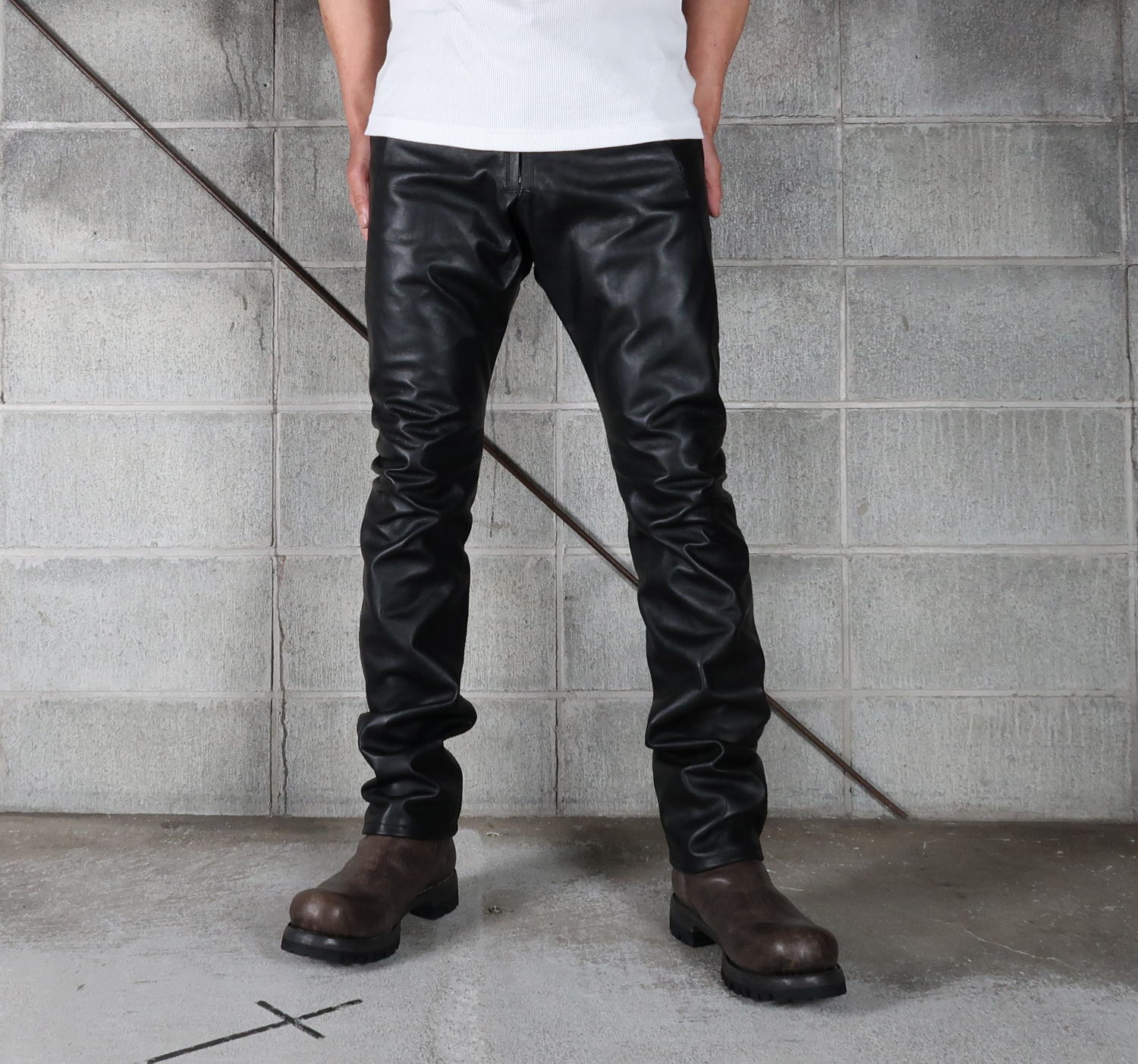 THEE OLD CIRCUS 、9-0101、 IRONホース ROT-9 レザーパンツ 商品詳細