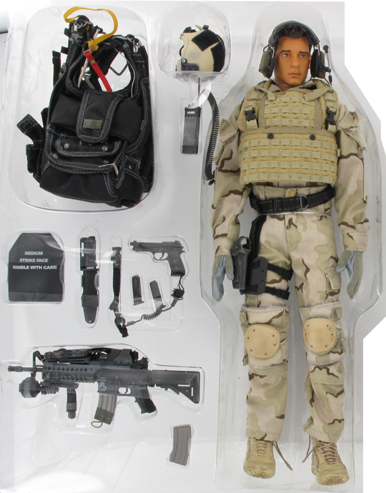 US Navy Seal Team 2 - Halo Jumper Desert Hot Toys - Machinegun