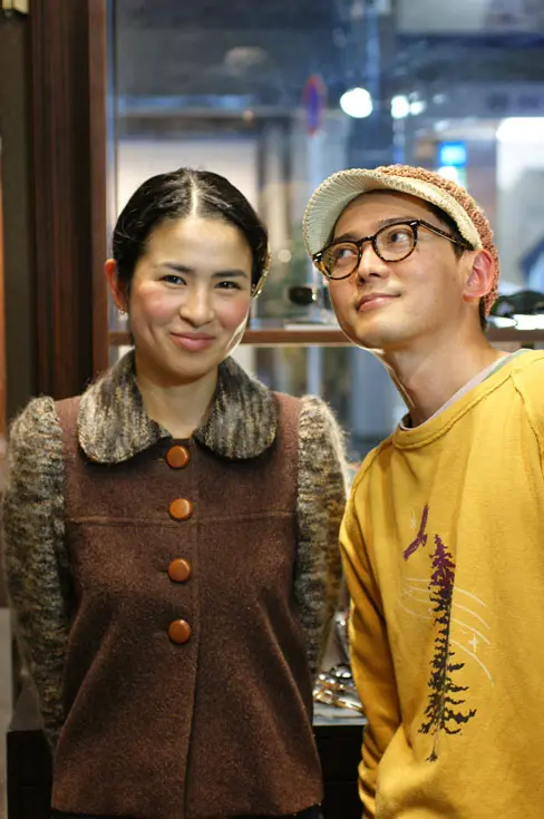 メガネ男子 & メガネ女子 」メガネ着用写真のご紹介